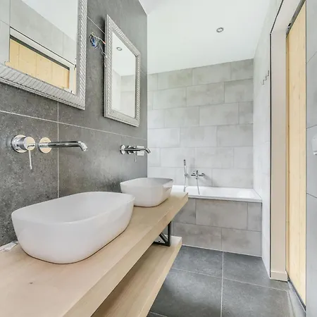 Casa vacanze Luxury Country Retreat With A Pond For 6 676