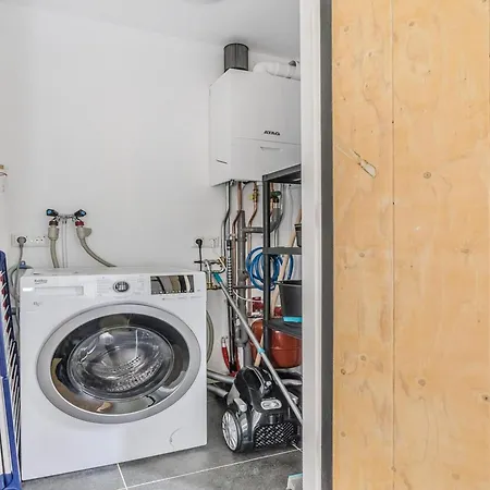 Luxury Country Retreat With A Pond For 6 676 Baarle-Nassau