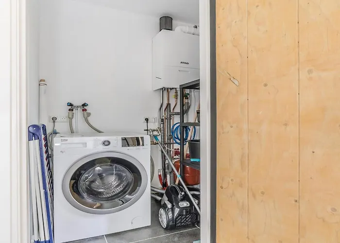 Luxury Country Retreat With A Pond For 6 676 Baarle-Nassau